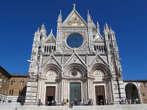 who built the siena cathedral.